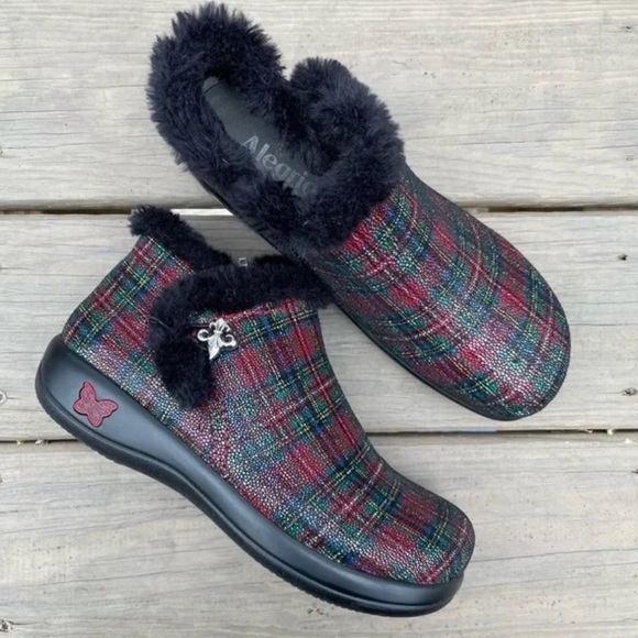 Alegria Meri Red Tartan Plaid Faux Fur Lined Leather Ankle Booties - Picture 1 of 11